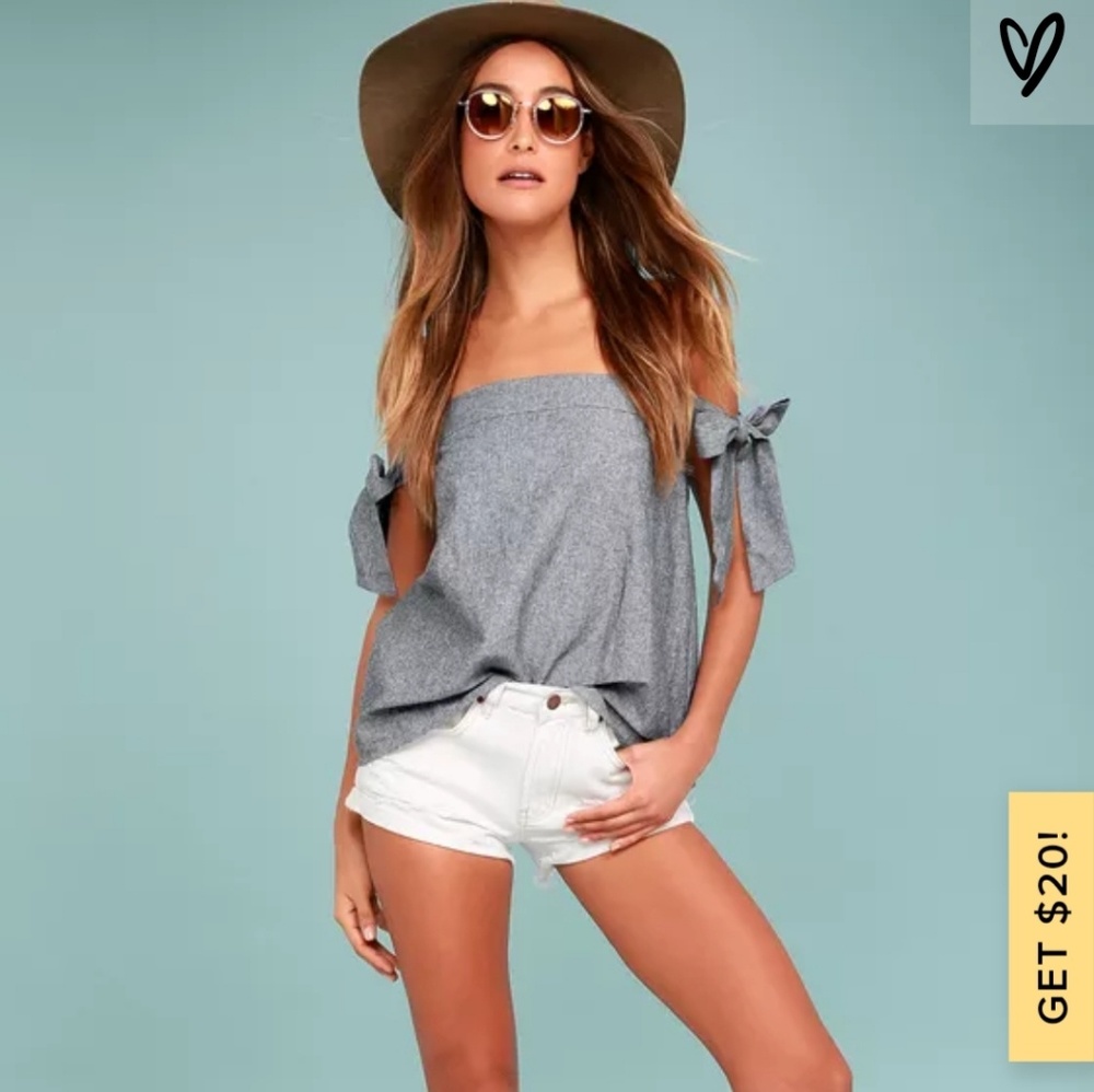Lulu's Arlene Off the Shoulder Top